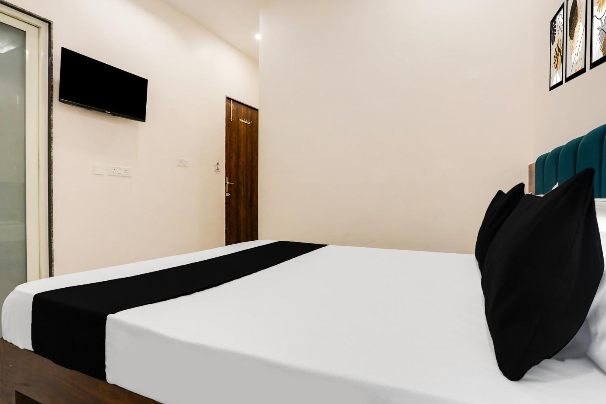 Super Hotel O Kota Near Railway Station Formerly Aagam Inn Tirath Exteriör bild