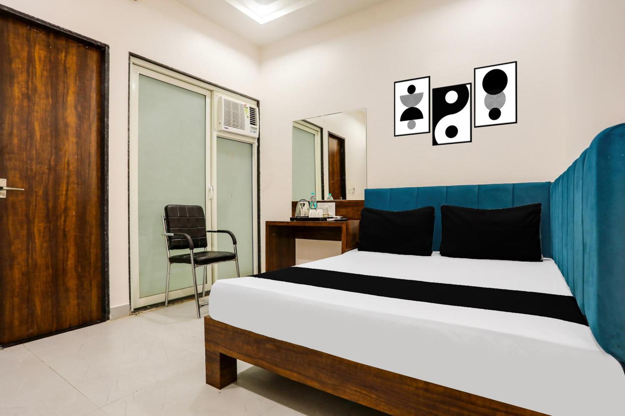 Super Hotel O Kota Near Railway Station Formerly Aagam Inn Tirath Exteriör bild
